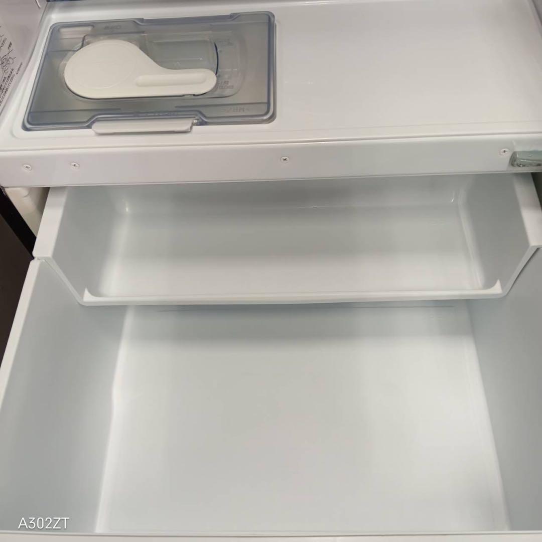 440 三菱大型冷蔵庫　300L強　小型　家庭用　右開き　自動製氷　ブラウン