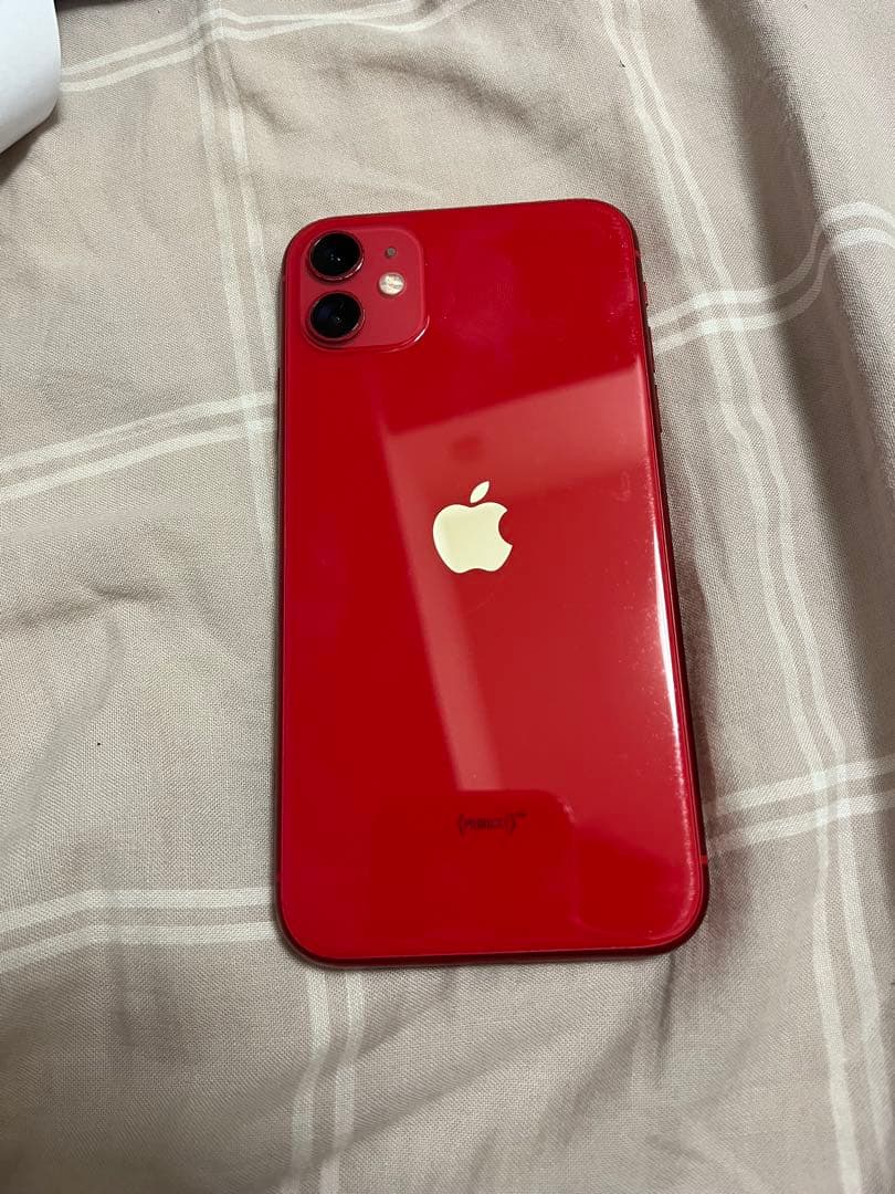 iPhone11 レッド　64GB バッテリー72%