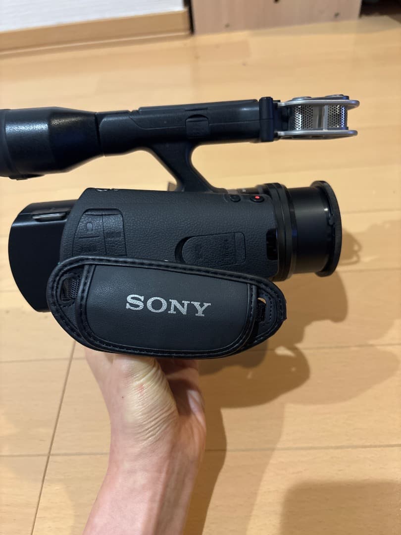 【★ほぼ新品】SONY NEX-VG20 ビデオカメラ 本体