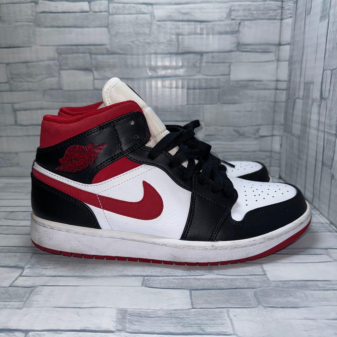 【美品】⭐️ナイキエアジョーダン1 ミッド ホワイト ブラック ジムレッド GS