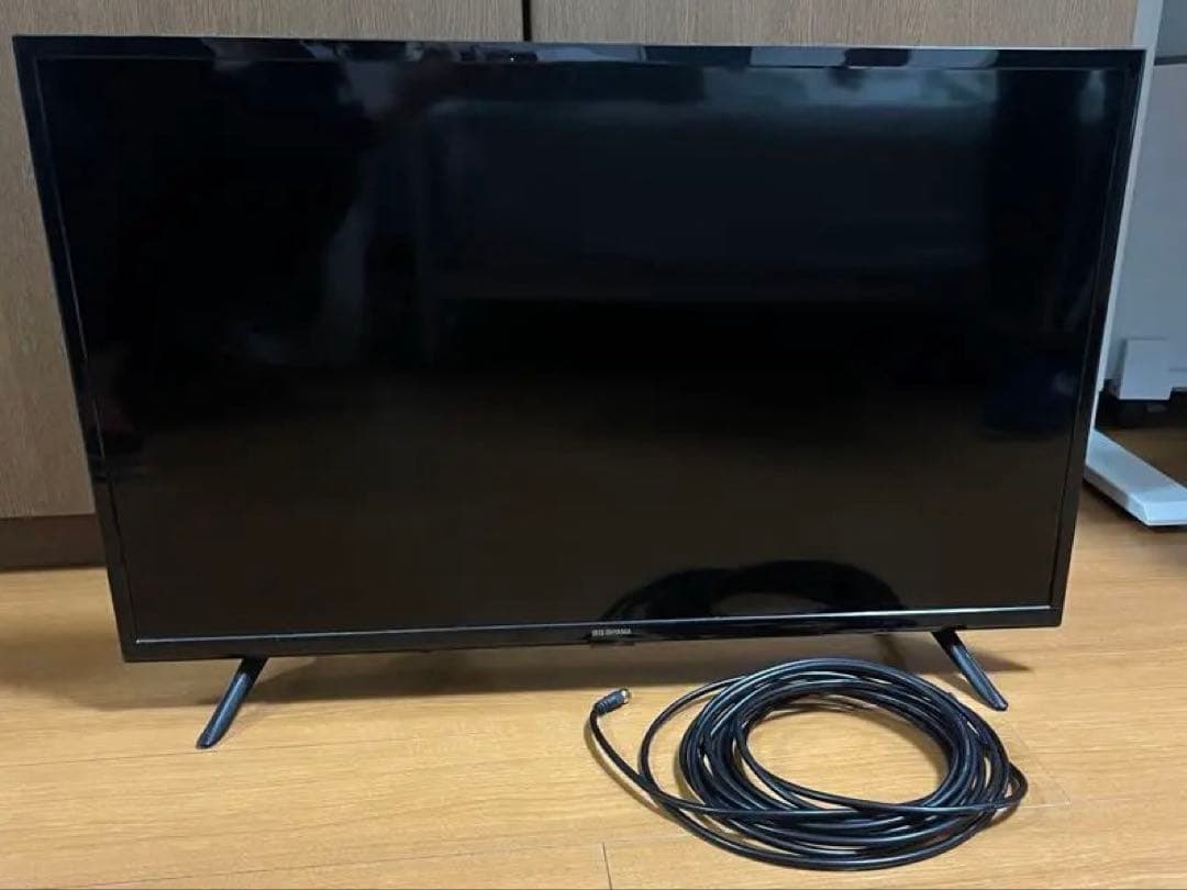 アイリスオーヤマ32WB10P 32型液晶テレビ 本体　2020年製