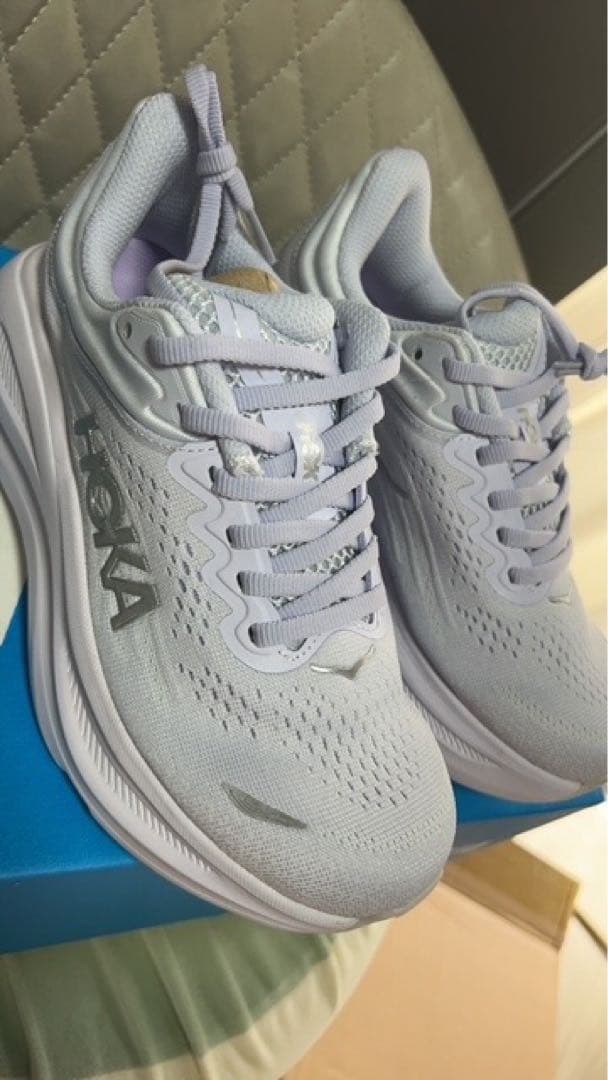 べ*く様 HOKA Bondi 9 ボンダイ 9 23cm