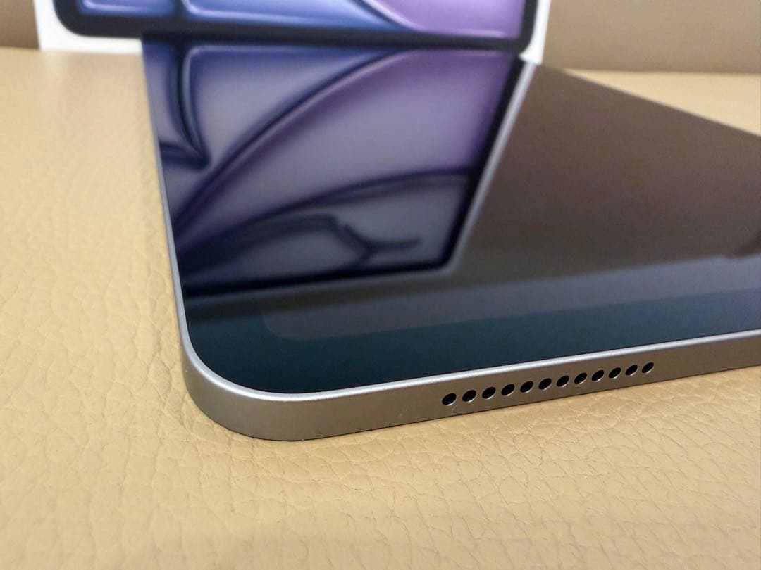 バッテリー100% iPad Air M3 11 Magic Keyboard