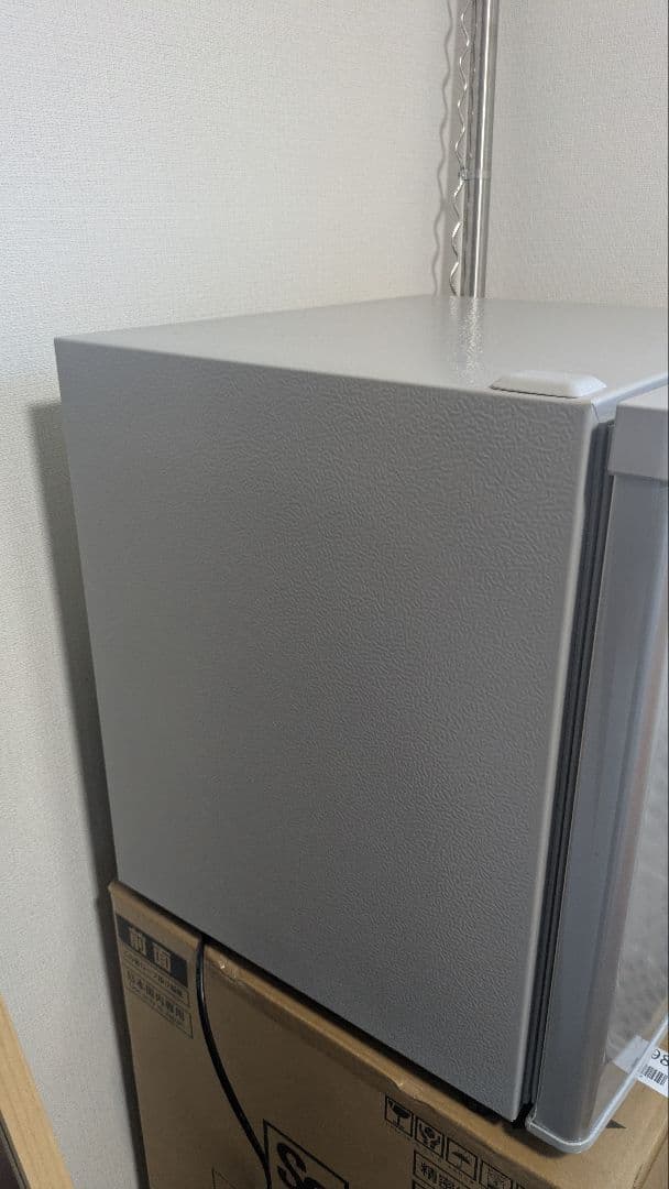 美品アイリスプラザ 冷蔵庫46LPRC-B051D-S直冷式1ドア2024 年製