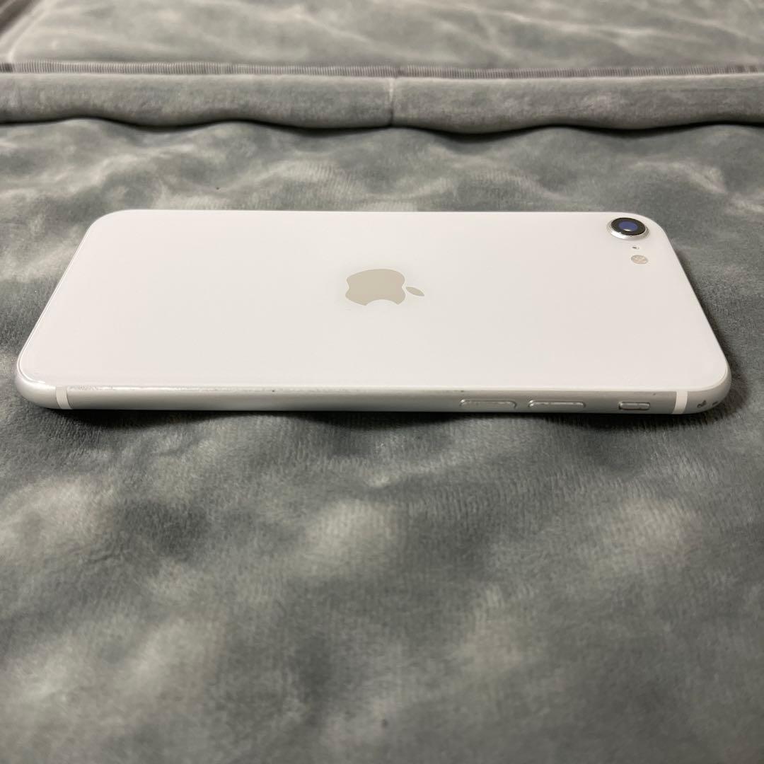 iPhone SE (第2世代) 64GB ホワイト バッテリー最大容量84%