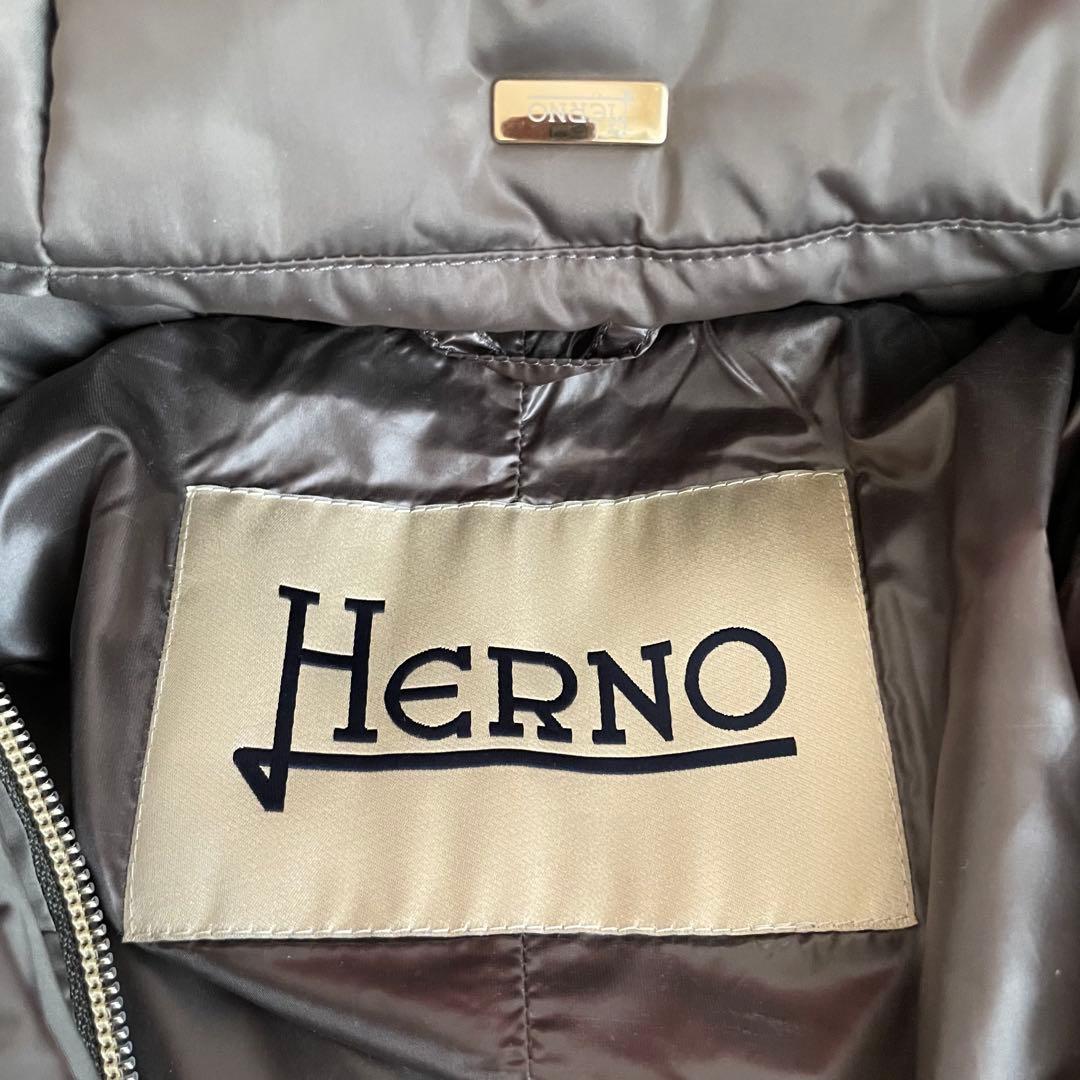 【ゆかです】HERNO/ヘルノ　ダウンジャケット42【美品】軽暖