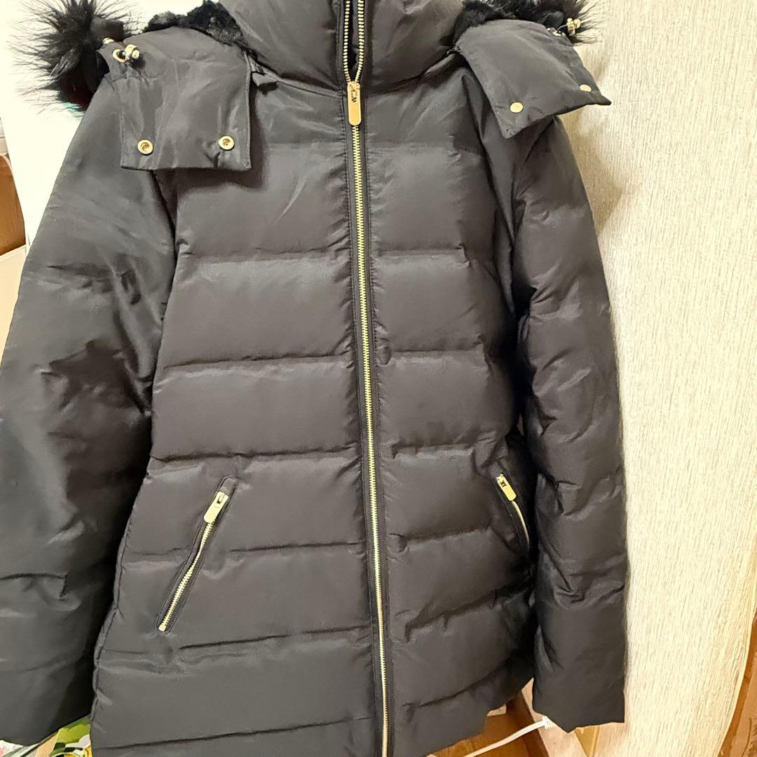 大幅値下げ！ZARA セミロング丈フード付きダウンジャケット