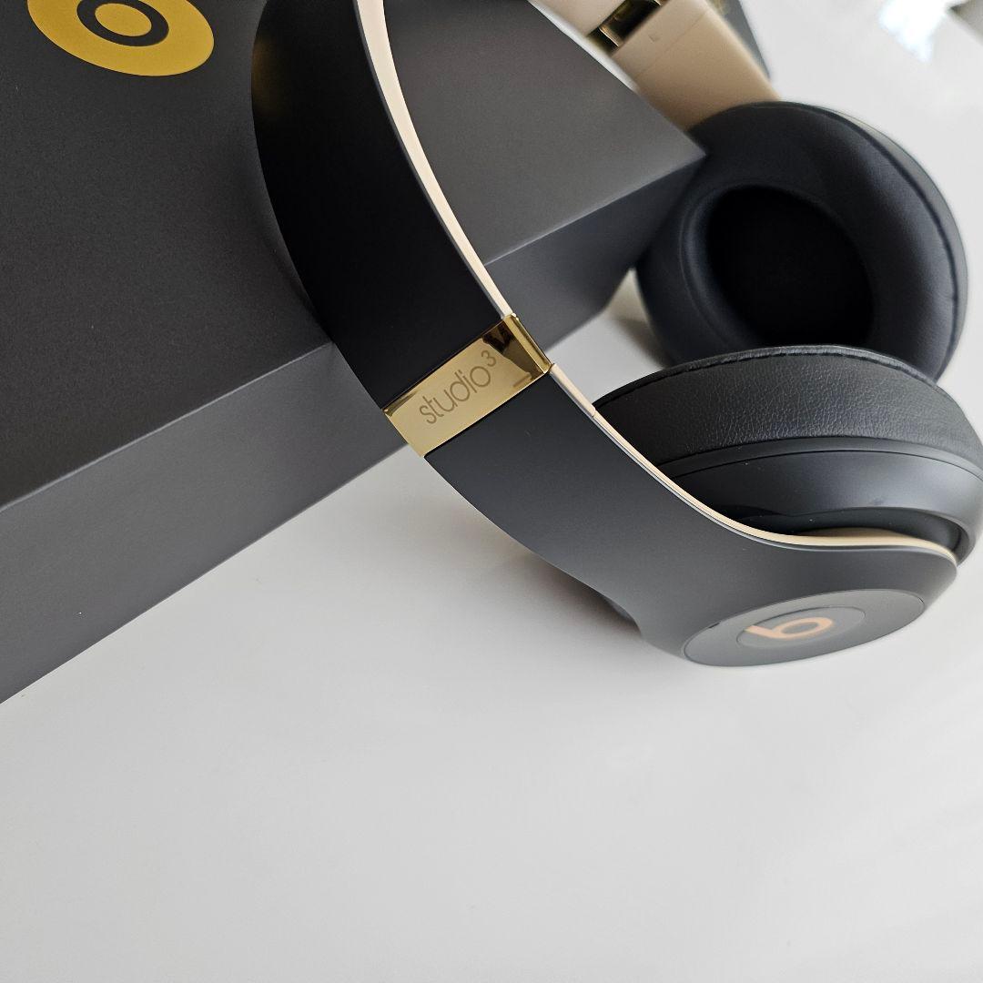 【美品】Beats Studio 3 シャドウグレー　ワイヤレスヘッドホン