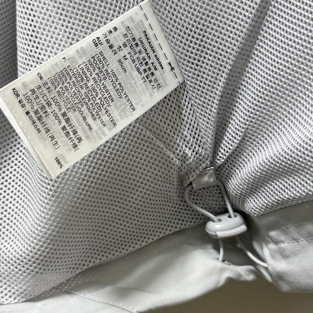 新品 バイエルンミュンヘン x URBANPURIST ナイロントラックトップ