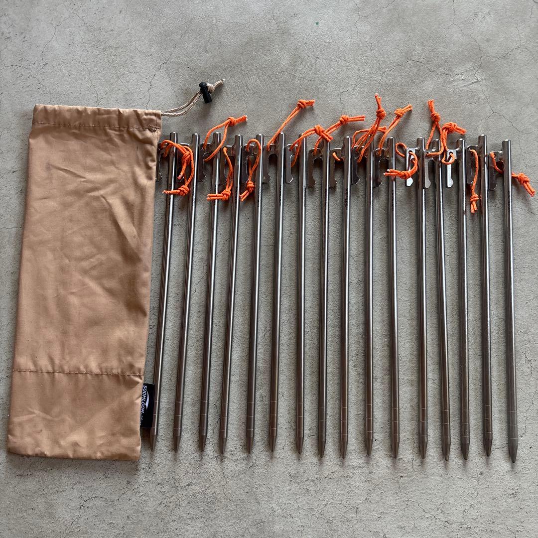 SOOMLOOM チタンペグ 16本 (30㎝)収納袋付き