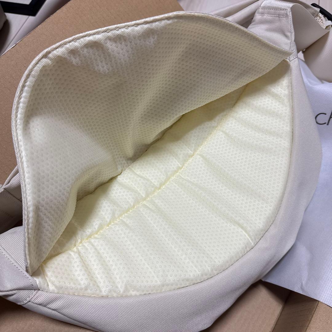 ☆新品未使用品☆hug育バッグ　DDicho 抱っこもできるショルダーバッグ