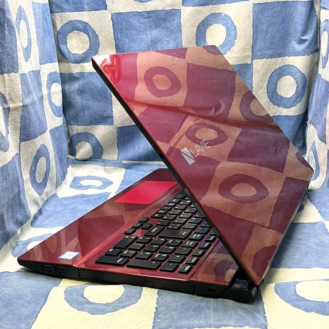 快速SSD256GB☆貴重赤ノートPC♪ブルーレイ&カメラ！第7世代！Win11