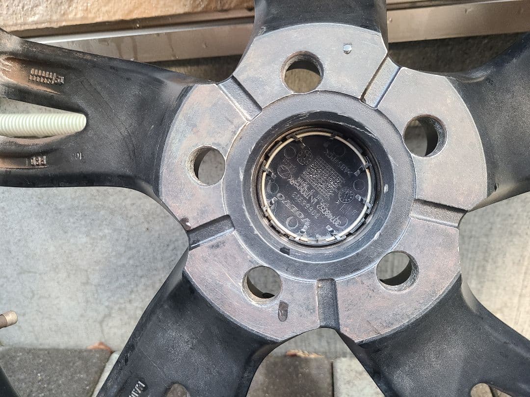 ④【美品】MAK ストックホルム 18in 7.5J +50 PCD108　1本