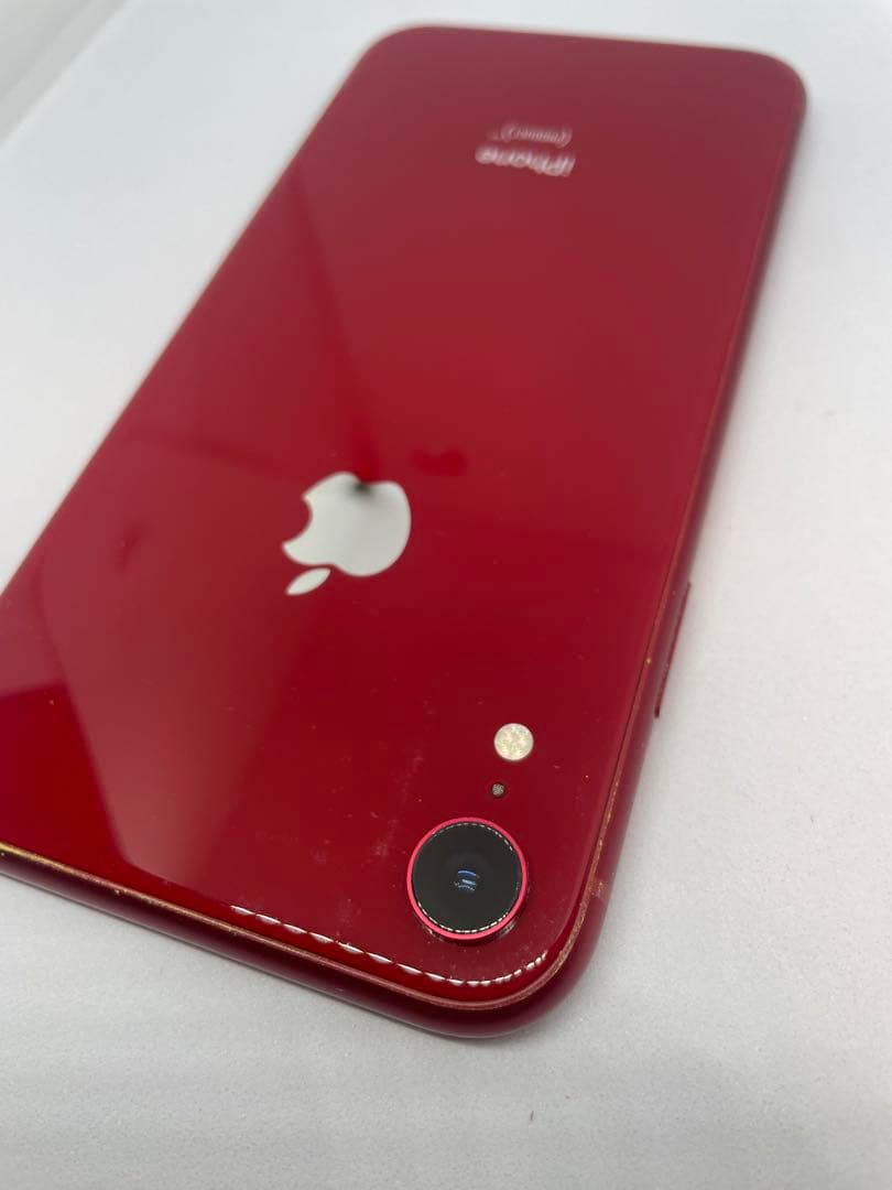 レッド iPhone XR 本体