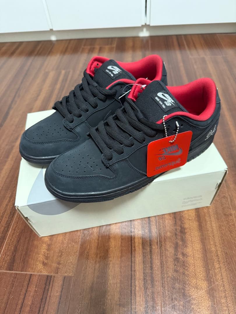 新品 Supreme NIKE DUNK Low SB 黒 US10.5