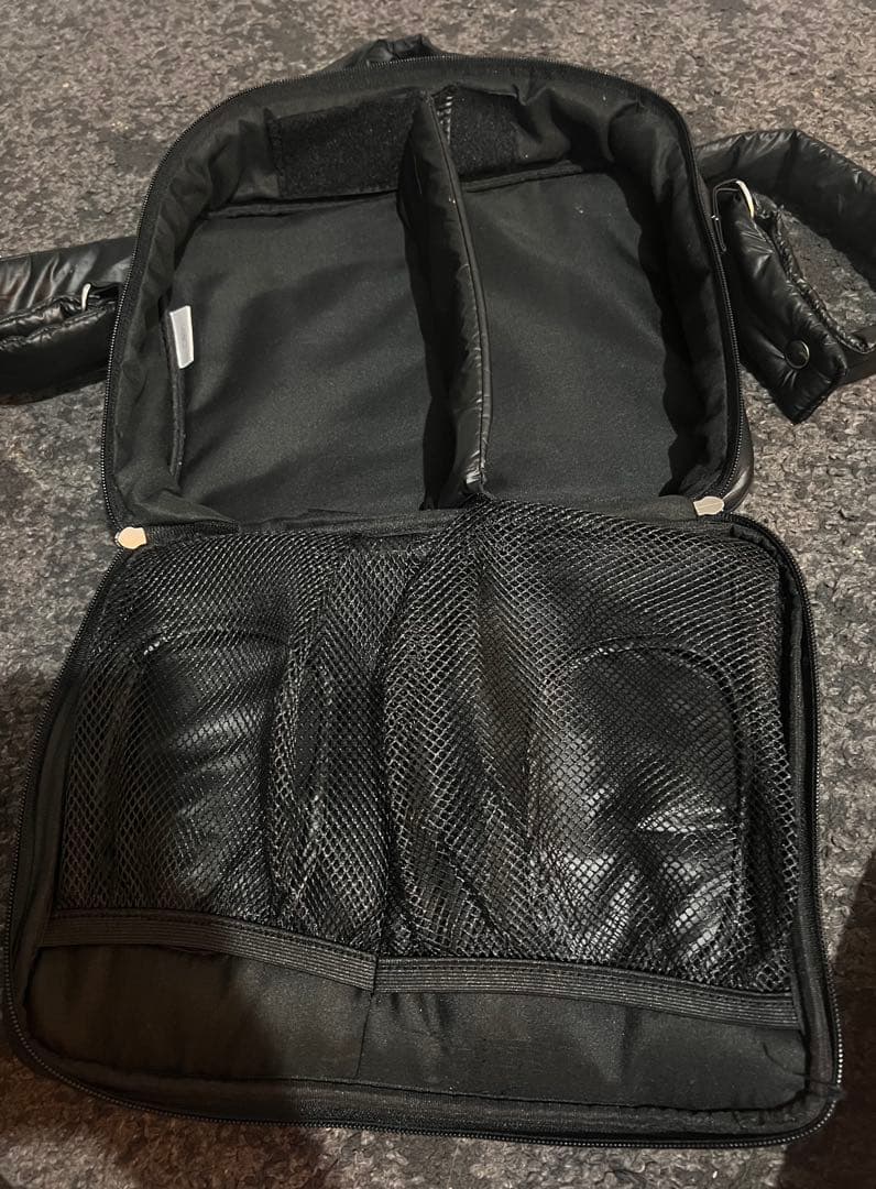 マザーズバック　Carin カリン　ブラックナイロン マザーズバッグ