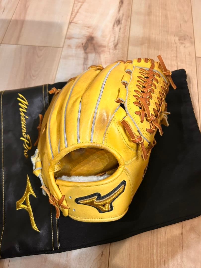 ミズノプロ　軟式　内野手　サイズ9　イエロー 収納袋付き