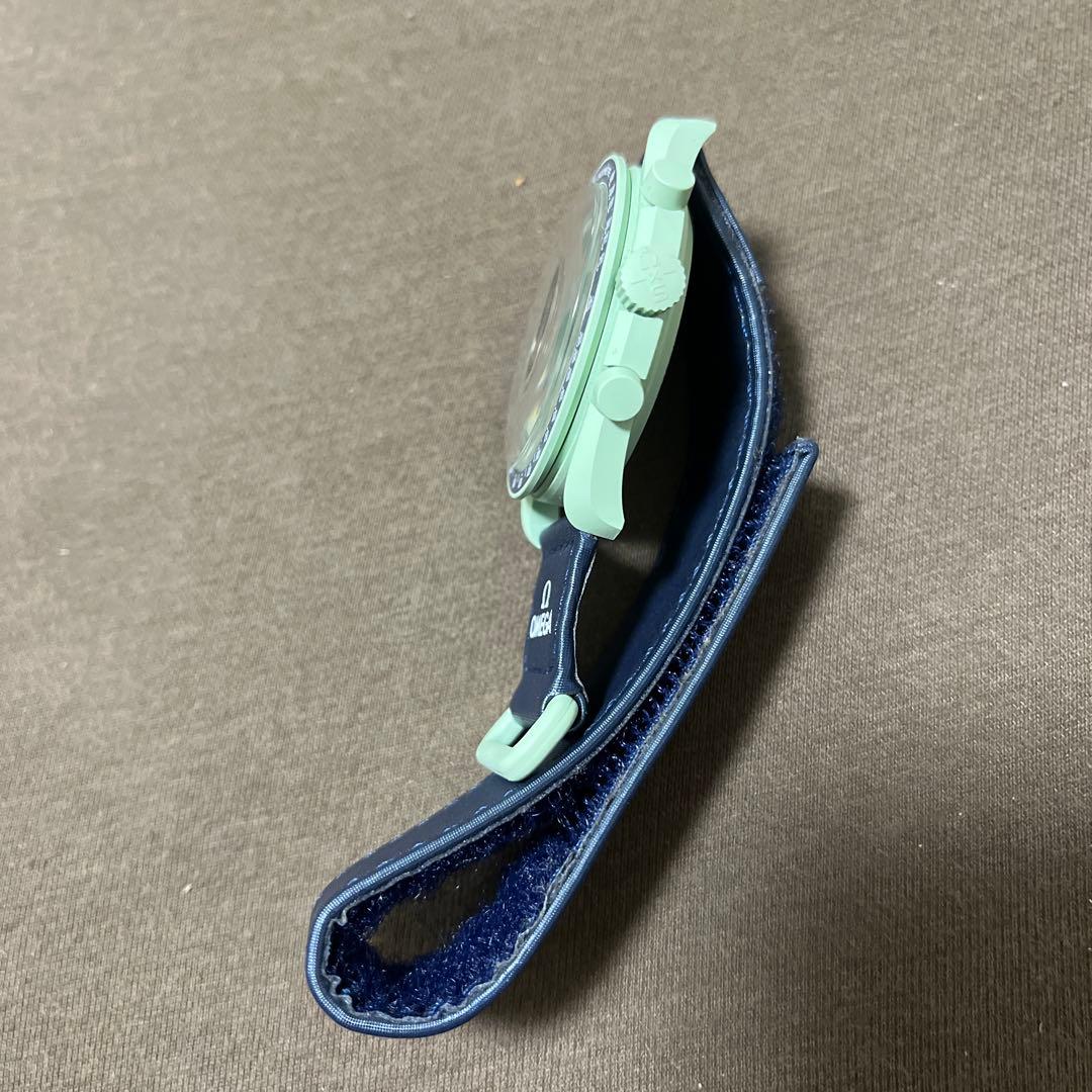 オメガスウォッチ　アース