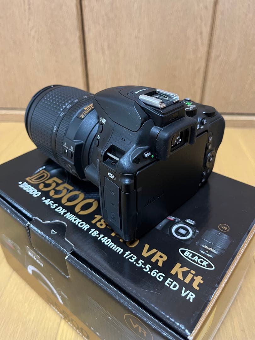 Nikon D5500 18-140 VR Kit デジタル一眼レフカメラ