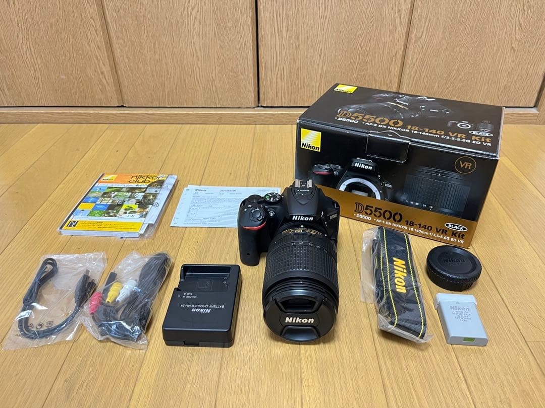 Nikon D5500 18-140 VR Kit デジタル一眼レフカメラ