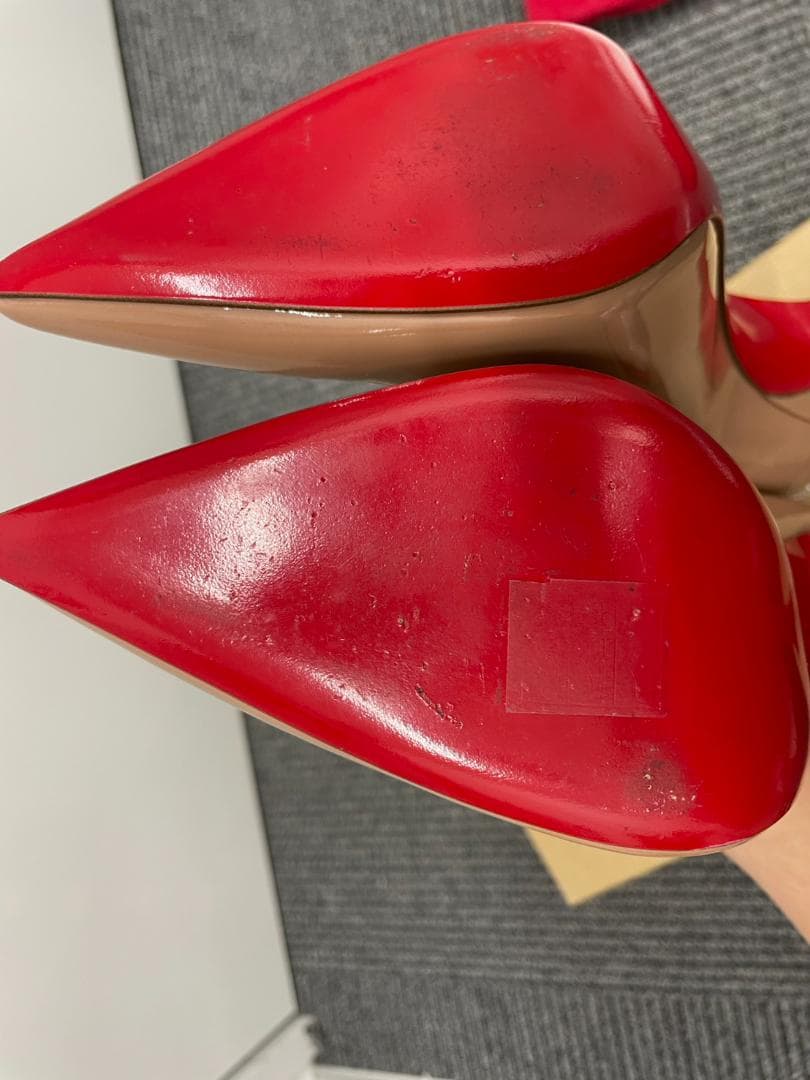 【美品】クリスチャンルブタン ルブタン ハイヒール ベージュ