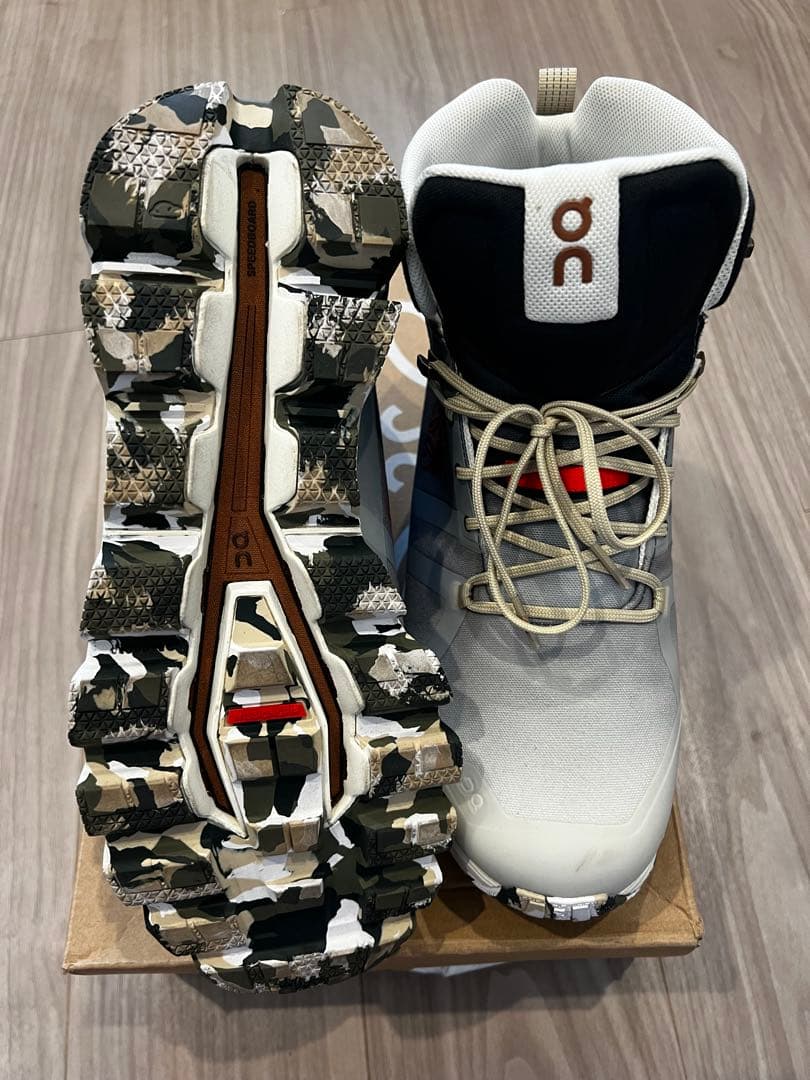 LOEWE On Cloudrock ハイカットスニーカー