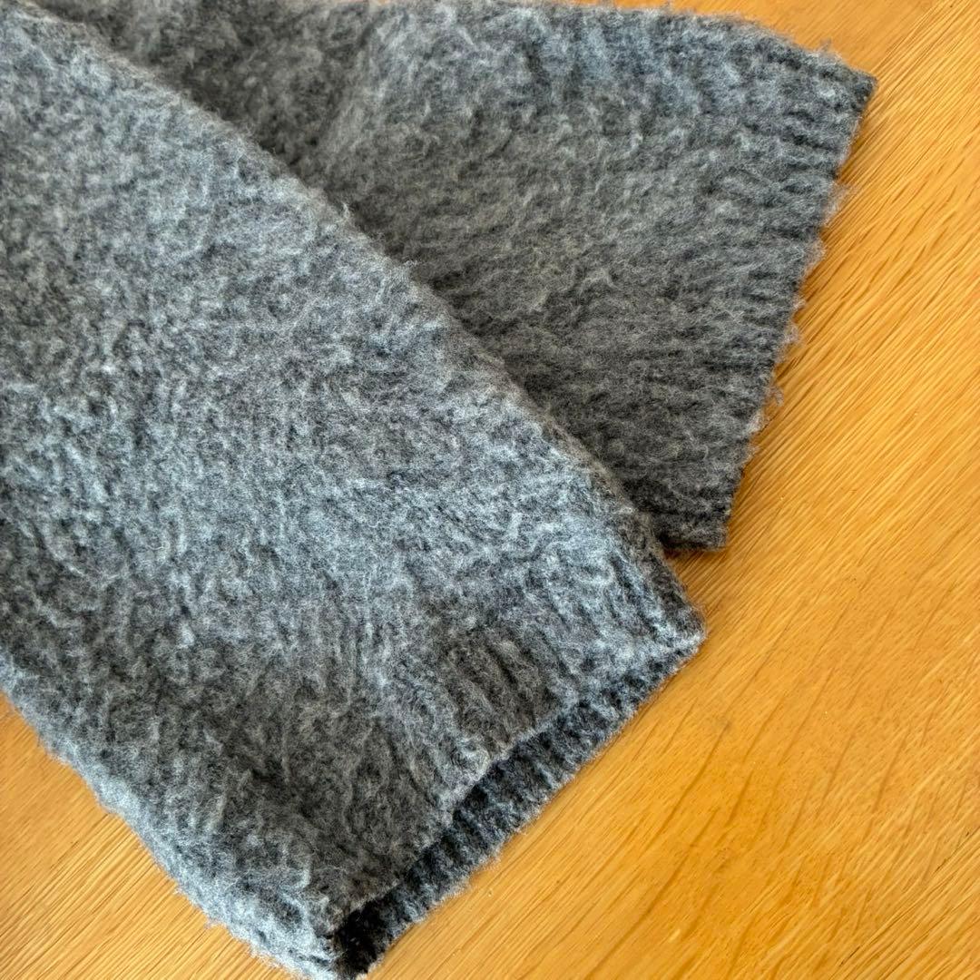 VlasBlommeオフショルダー七分袖グレーリネンウール混ニット