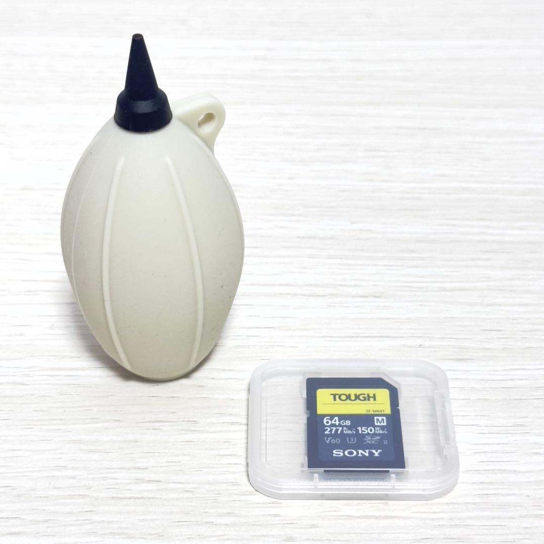 SONY ミラーレスカメラ α6400 標準パワーズームレンズ　SDカード付き