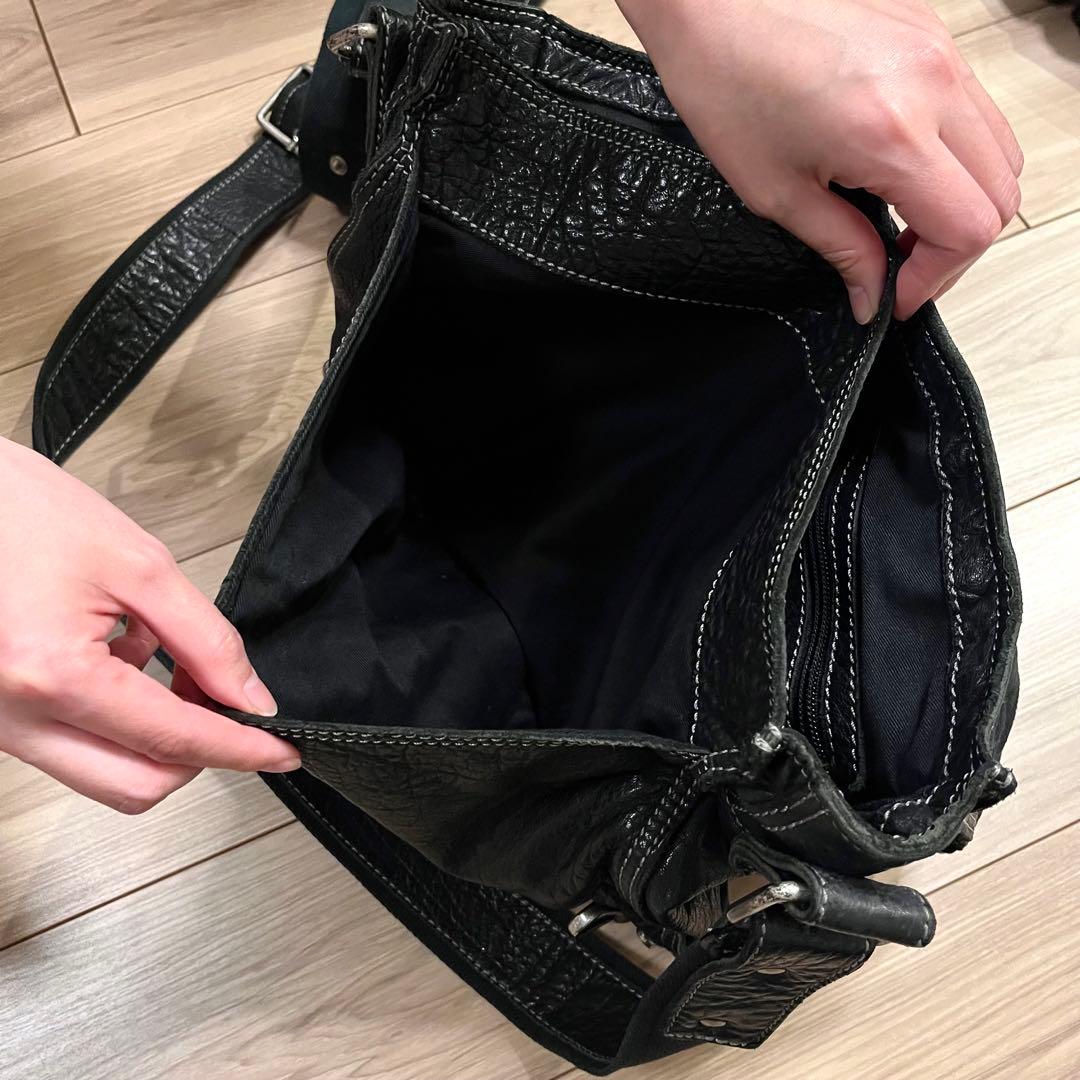 DIESEL メッセンジャーバッグ　本革