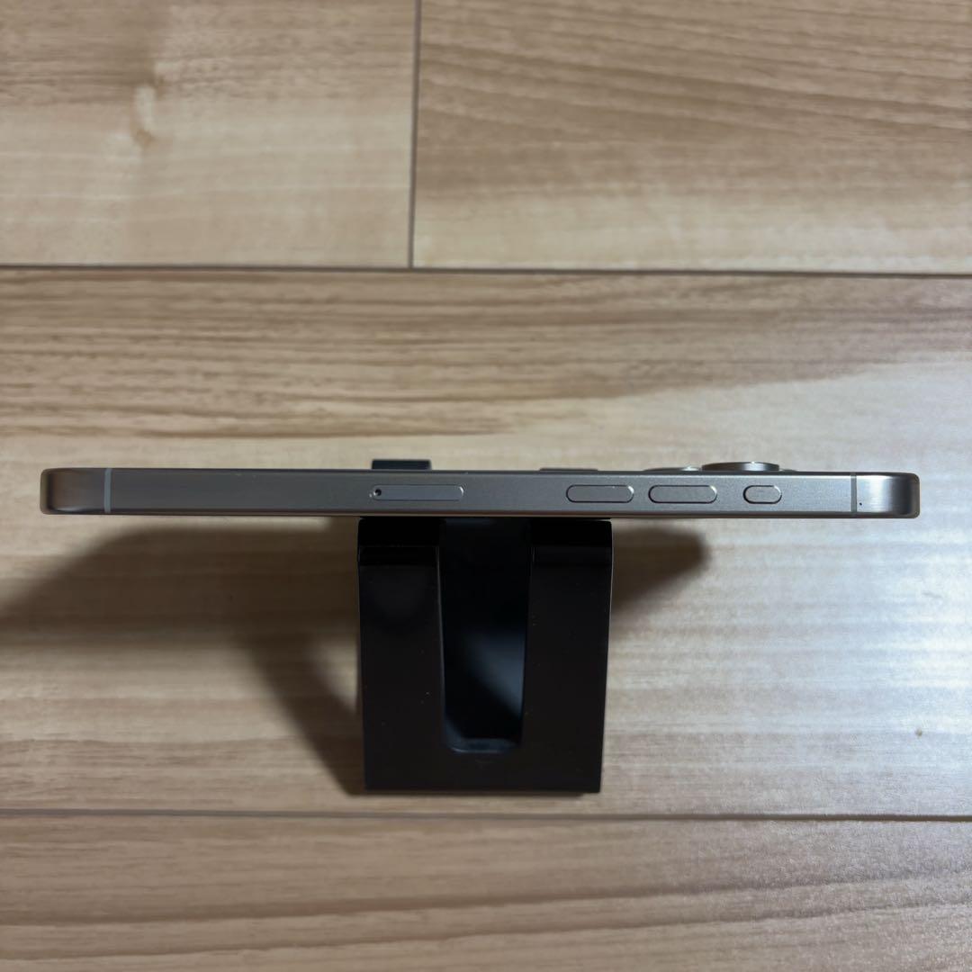 バッテリー100% iPhone15 Pro Max 256GB ナチュラル