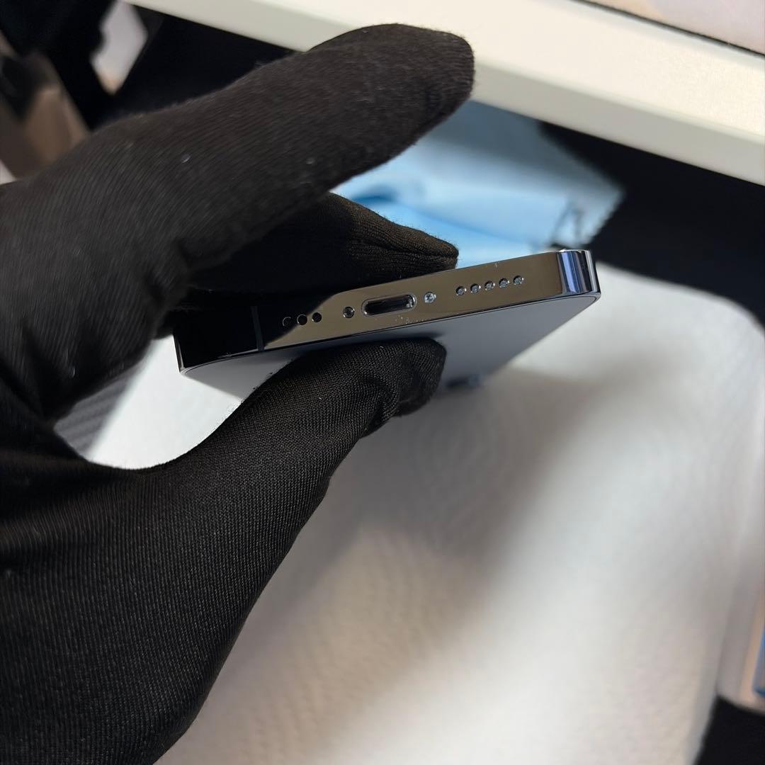 iPhone 13 Pro 本体 256gb