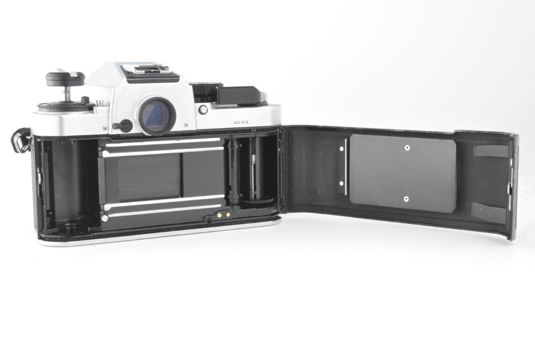 ニコン FA 35mm フィルムカメラ + Ai-s 50mm f/1.4