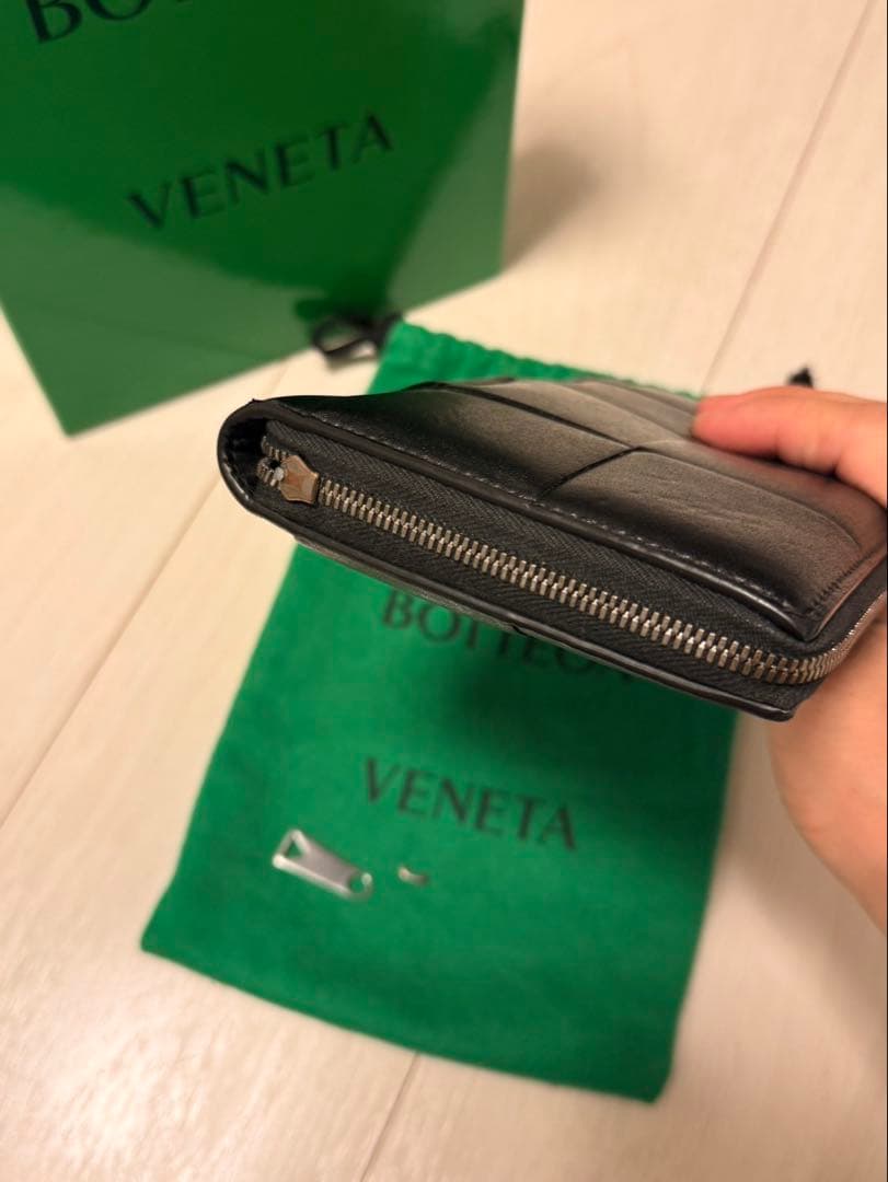 え*る様 【セール】ボッテガヴェネタ カセット ラウンドファスナー 長財布 ブラ