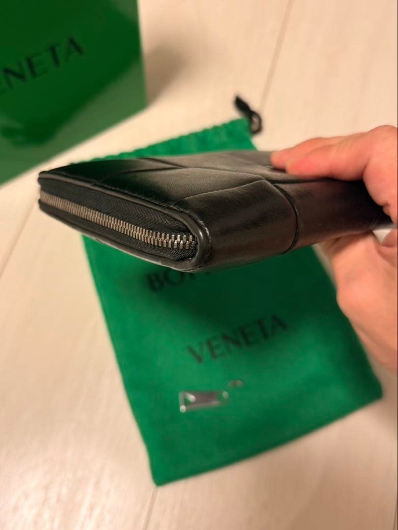え*る様 【セール】ボッテガヴェネタ カセット ラウンドファスナー 長財布 ブラ