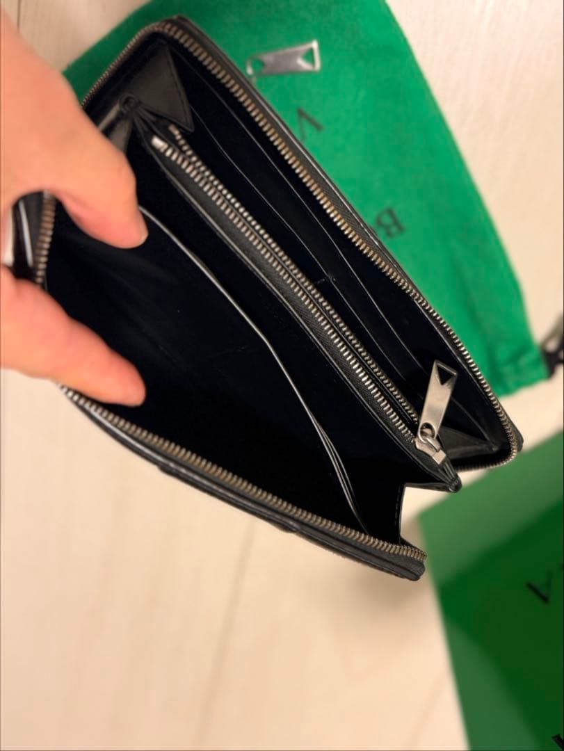 え*る様 【セール】ボッテガヴェネタ カセット ラウンドファスナー 長財布 ブラ