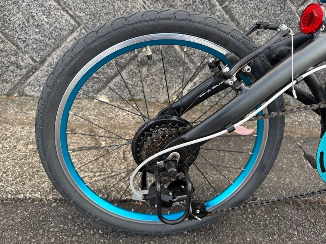 送料込みRENAULT 折りたたみ自転車 ブラック/ターコイズ