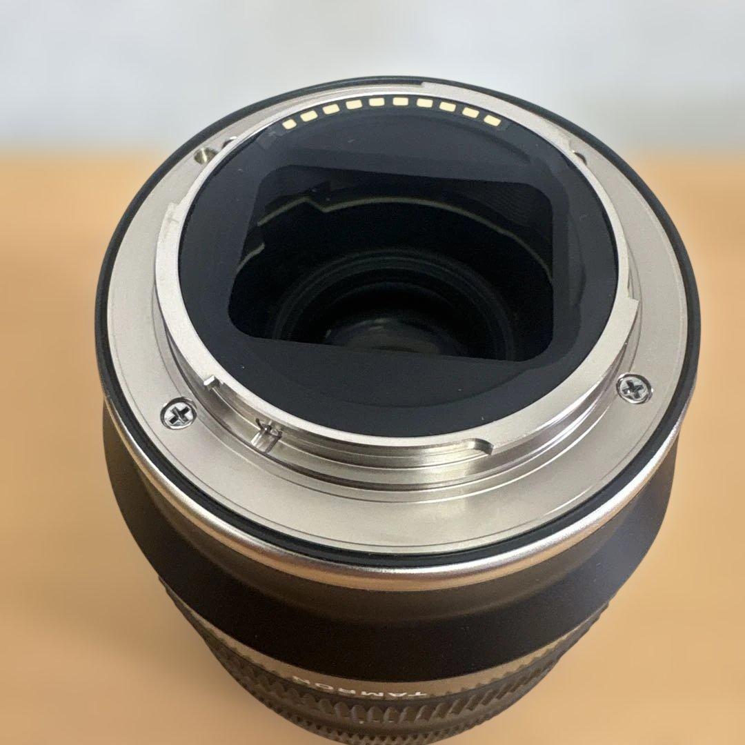 TAMRON 20-40mm F/2.8 Di III VXD (Eマウント)