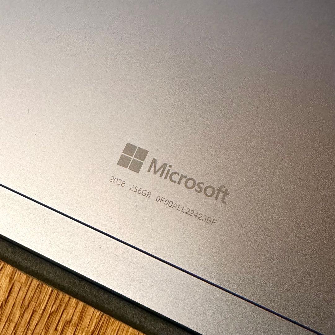 Microsoft Surface Pro9 キーボードタッチペンなし