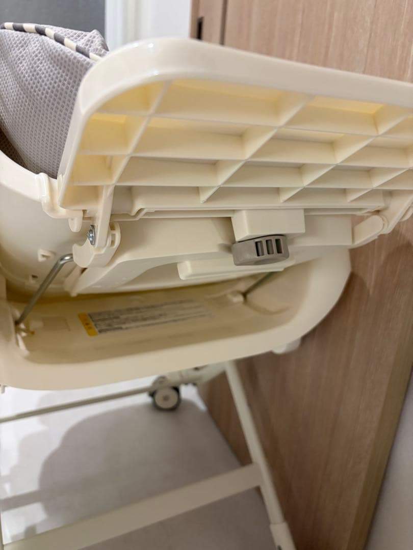 Combiハイローチェアネムリラ FF リバーシブルシートモデル セサミグレー