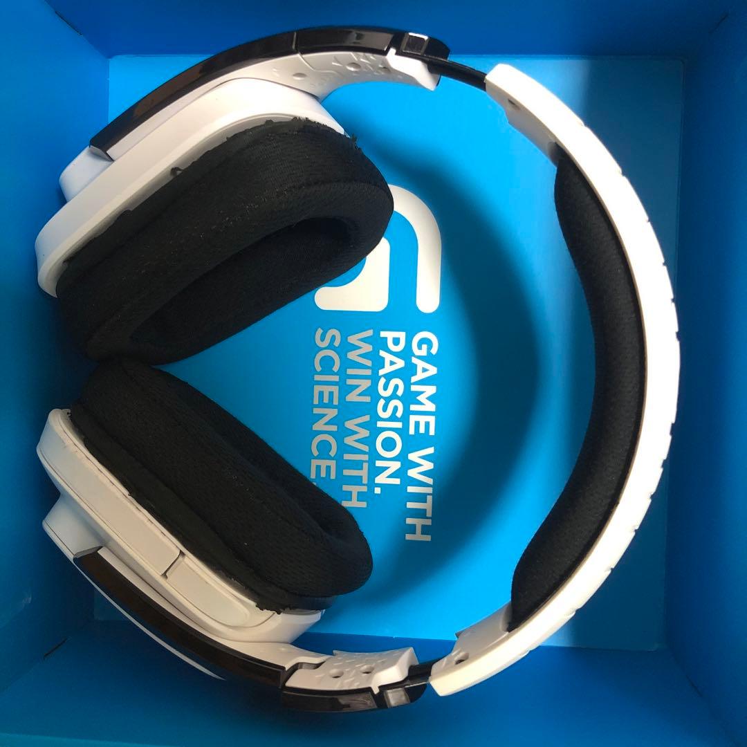 ヘッドホン Logicool G933RWH