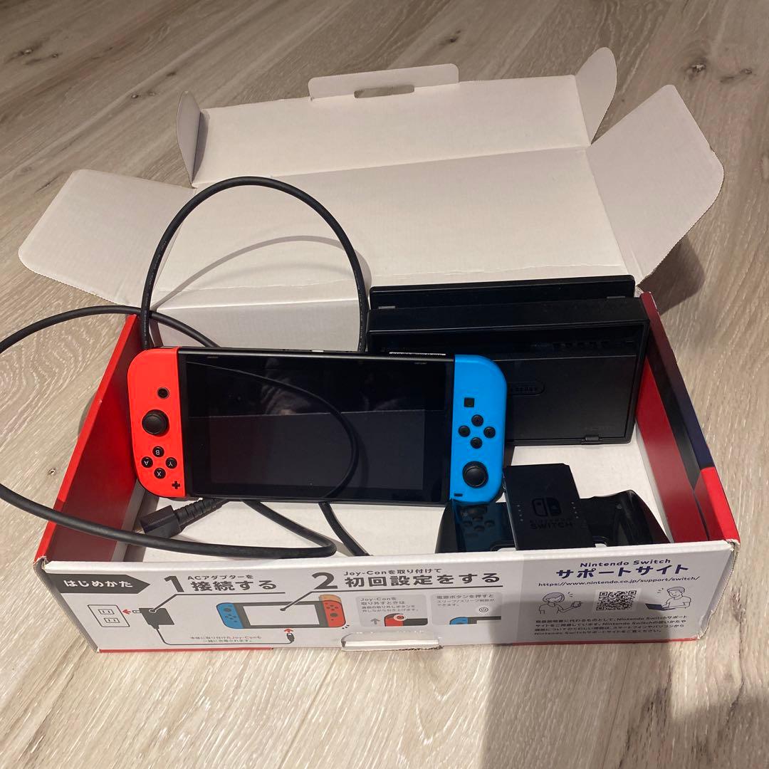 Nintendo Switch 赤/青