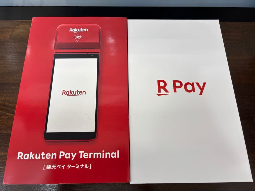 Rakuten Pay Terminal 本体と付属品