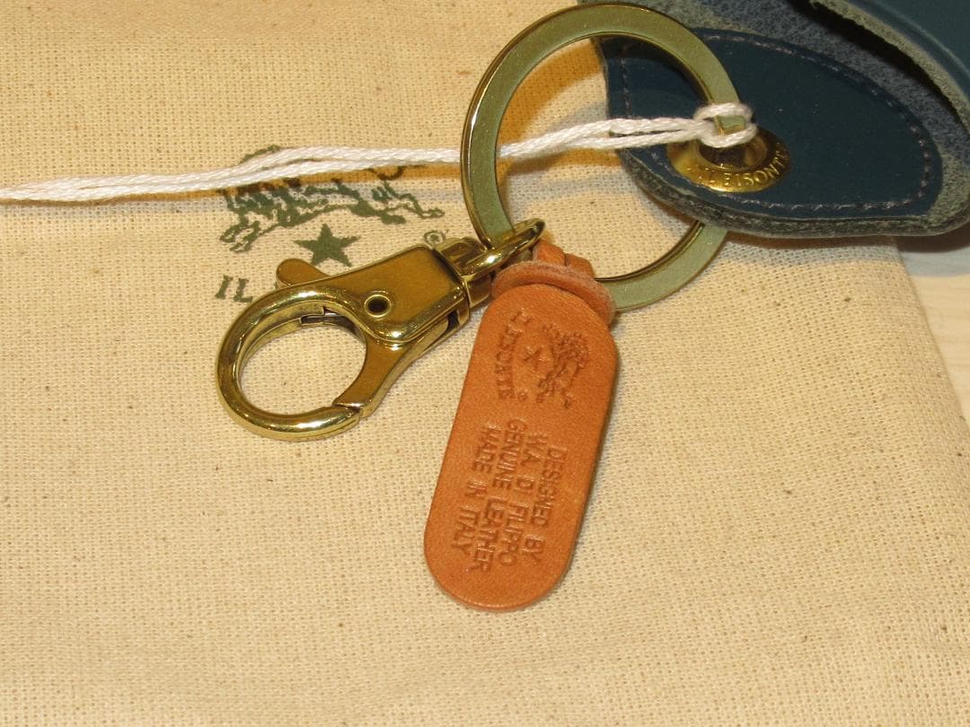 【新品・タグ付き】　イルビゾンテ限定カラーキーケース　(フォレストグリーン)