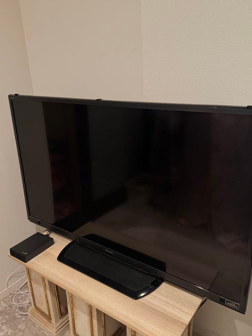 早い者勝ち！SHARP　AQUOS　50インチ液晶テレビ　LC52W9