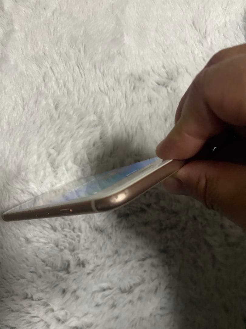 Apple iPhone 8 64GB SIMフリー　ケース&フイルム（新品）付