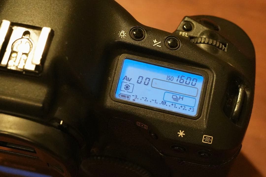 希少品 初代 Canon EOS 1D 【美品】