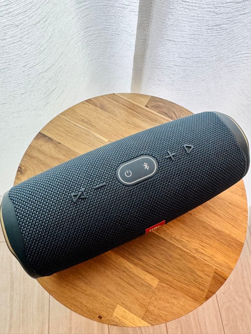 JBL Charge 4 ワイヤレススピーカー