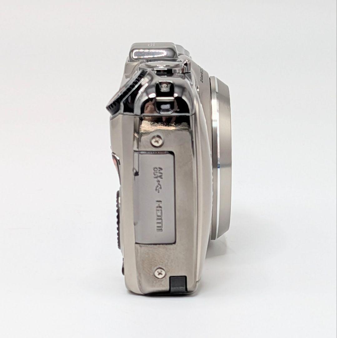 【極美品】FUJIFILM FinePix F600EXR