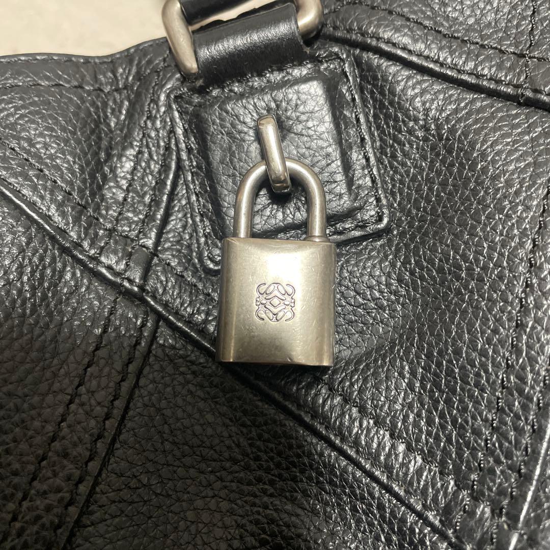 ロエベ　手持ちバッグ