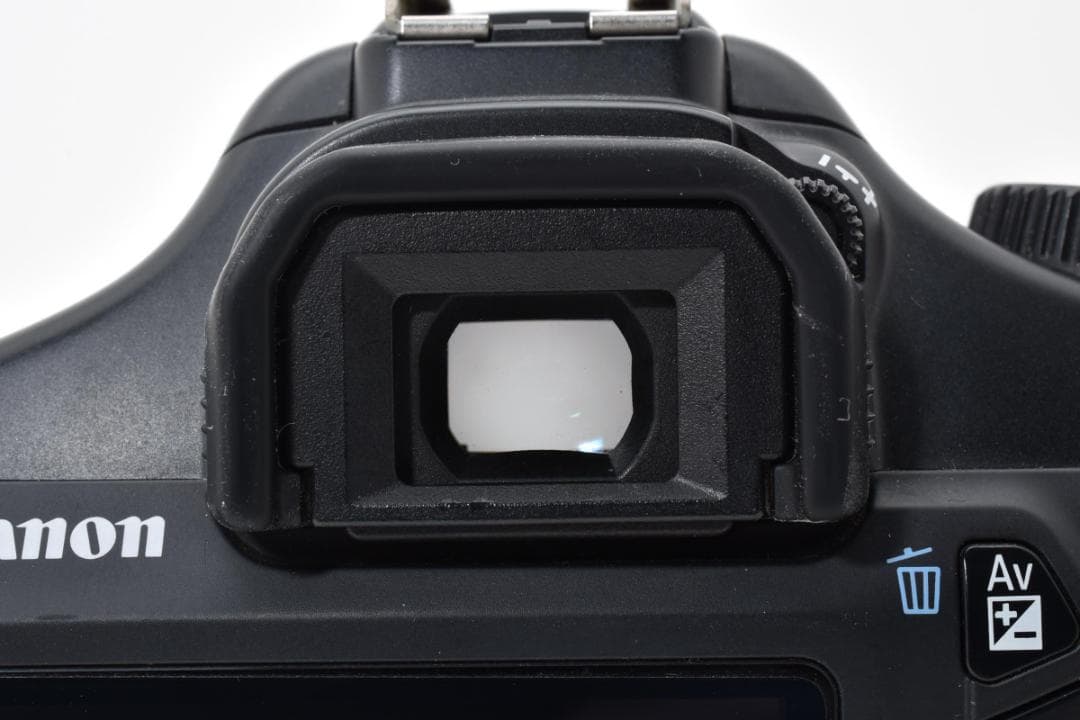 ✨シャッター数少なめ✨Canon kiss X50 手ぶれ補正 バック付き